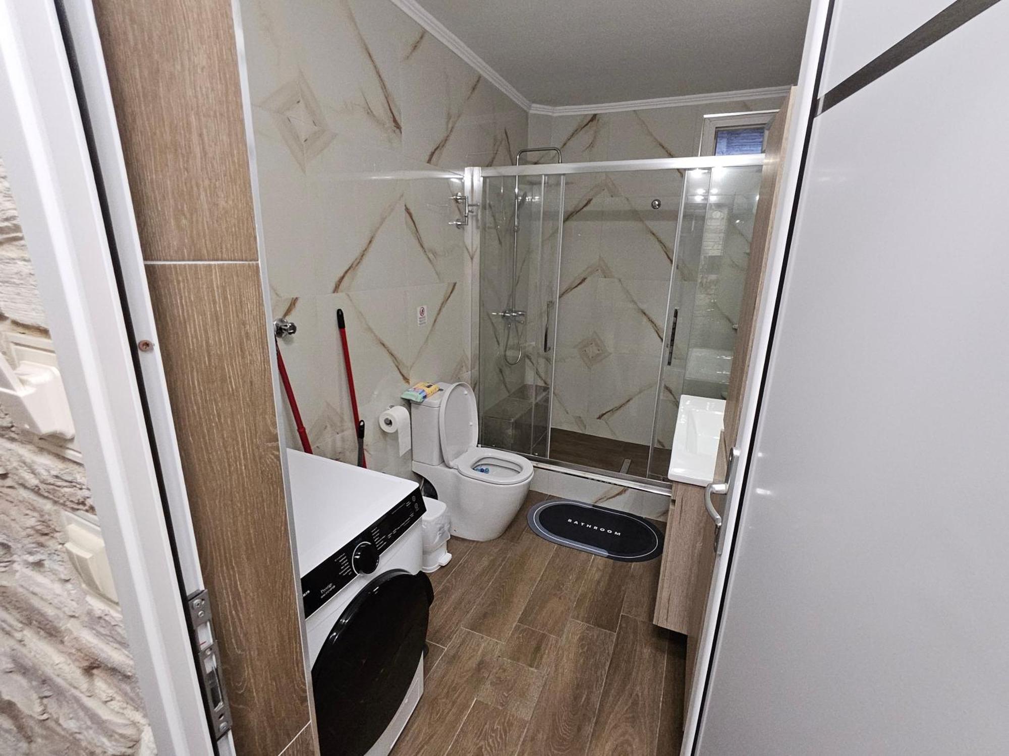 Anesis Apartment レプトカリヤ エクステリア 写真